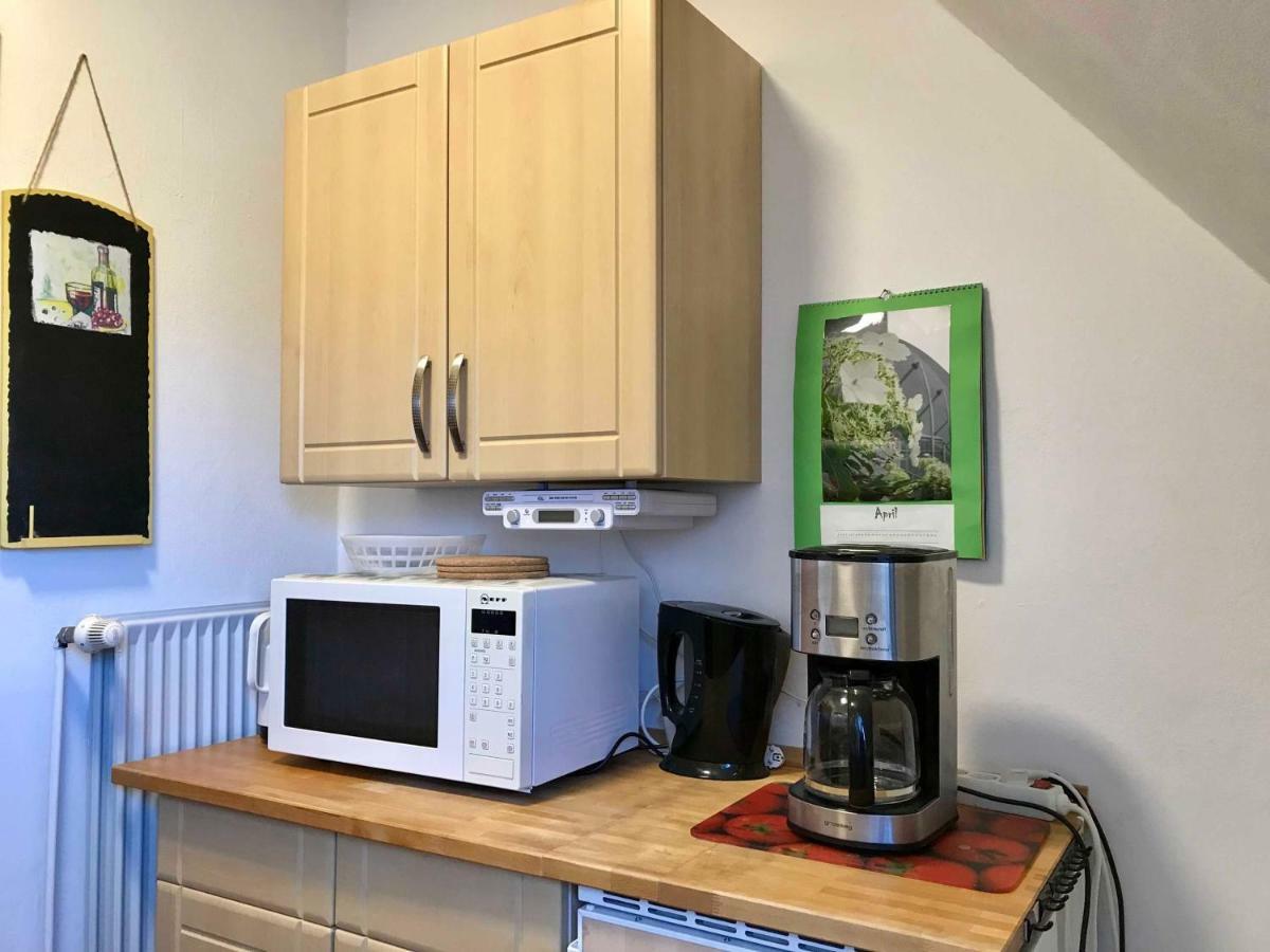 Mal Steinbock _ Ferienwohnung Anni Malente Buitenkant foto